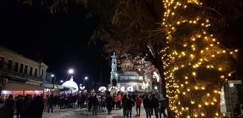 Neighbourhood, Street view