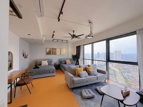 Bed, Living room, Seating area