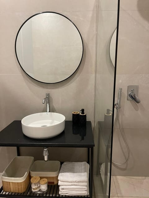 Oasis Apartment hotel in Vlorë