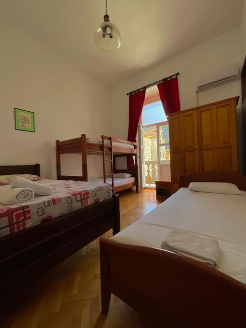 Private room Shared bathroom and kitchen Bed and Breakfast in Kotor