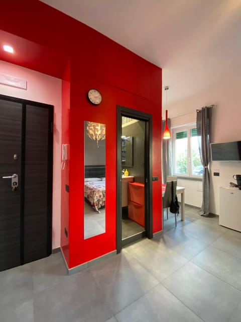 Kitchen or kitchenette, Photo of the whole room, Dining area