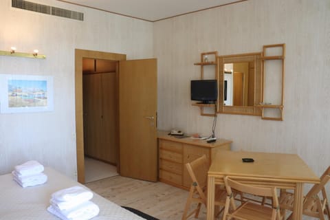 Monika Holiday 515 Bianca Lake Apartment in Garda