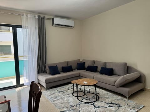 Living room, Seating area, air conditioner