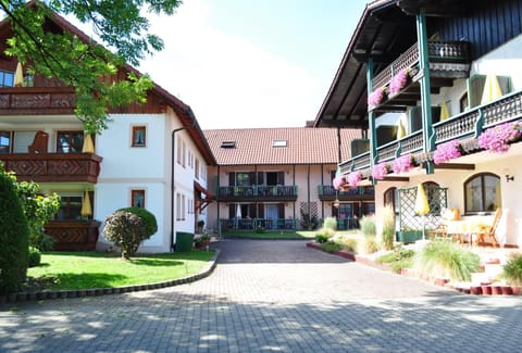 Property building, Patio, Garden