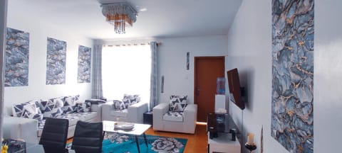 TV and multimedia, Living room, Seating area, Dining area, hair dresser