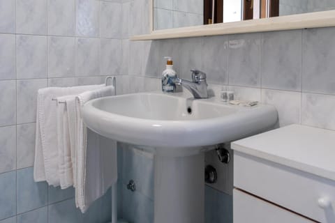 Mini Appartamenti Poli Opposti Apartment in Friuli-Venezia Giulia