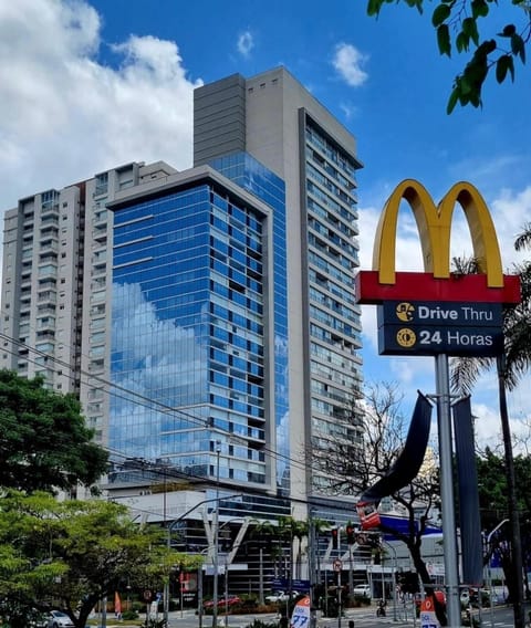 Street view, Location