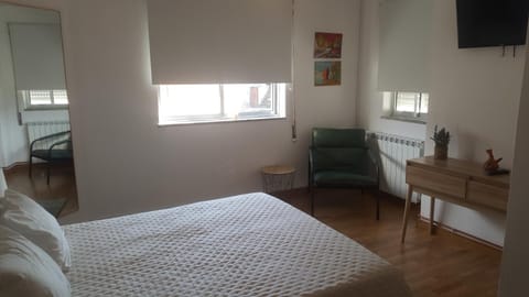 TV and multimedia, Bedroom, internet