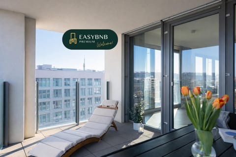 View (from property/room), Balcony/Terrace, City view, City view