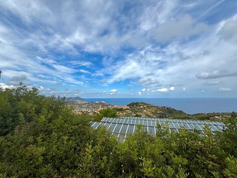 Nearby landmark, Day, Natural landscape, Mountain view, Sea view