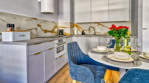 Rezydencja Niechorze D304 Classik z 2 sypialniami, Basenem, Sauną, Jacuzzi, przy samej PLAŻY - 5D Apartments Apartment in West Pomeranian Voivodeship, Poland