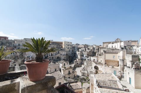 Balcony/Terrace, City view