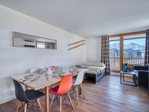 Val Thorens - Appart rénové, 6 pers, accès pistes, parking, wifi - FR-1-640-78 Apartment in Val Thorens