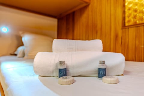 Charming 6-Person Flat - Heart of Val Thorens, 3 Vallées Ski Area Apartment in Val Thorens