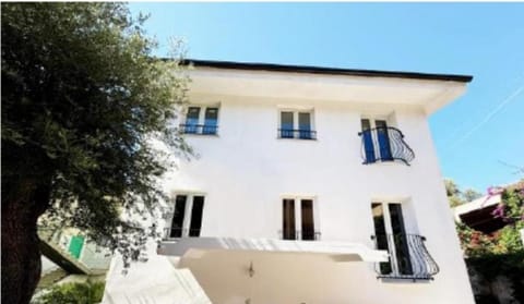 MIRARI Design Rooms Bed and Breakfast in Cala Gonone