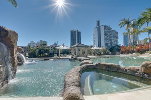 Pool view, Swimming pool