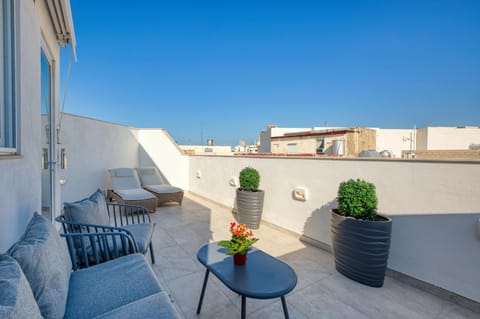 Patio, Day, View (from property/room), Balcony/Terrace