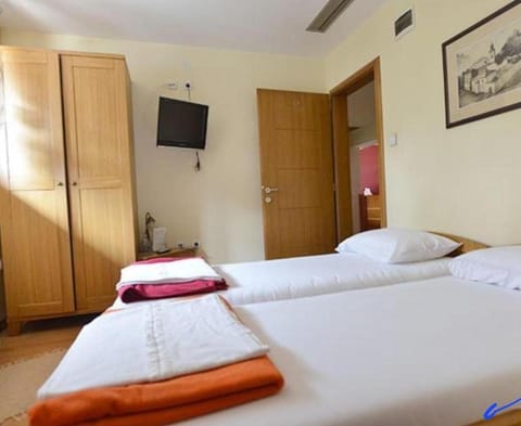 Motel Kneginja Motel in Zlatibor District, Serbia