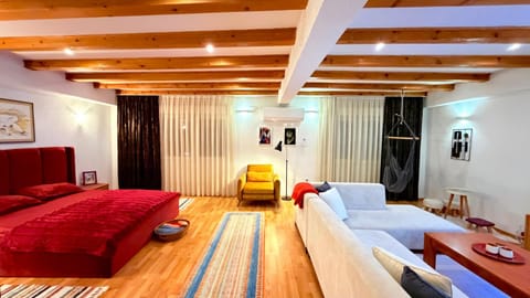 TV and multimedia, Living room, Bedroom