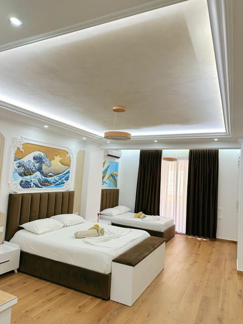 Photo of the whole room, Bedroom