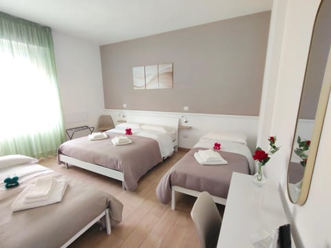 Bedroom, internet, towels, air conditioner