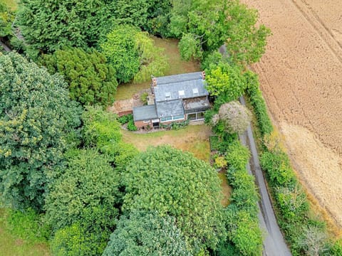 Property building, Day, Bird's eye view, Garden