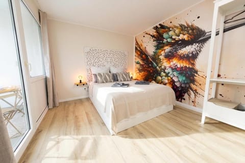 Bed, Balcony/Terrace, Photo of the whole room, Bedroom