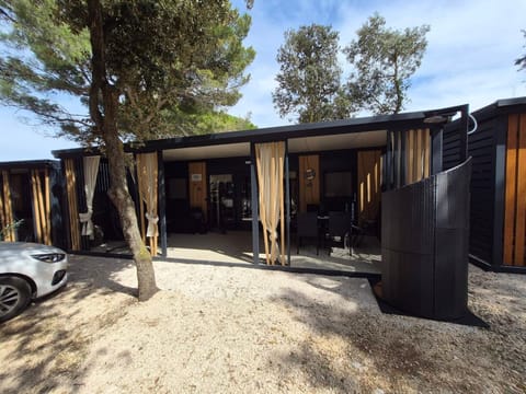 Property building, Parking
