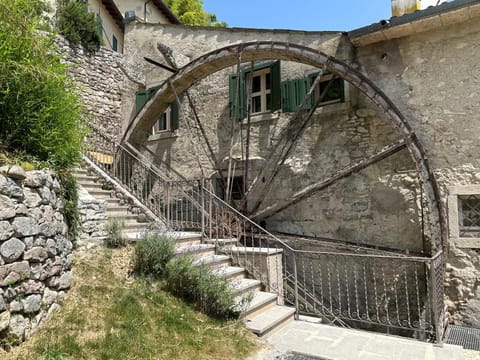 Antico Mulino Boutique House Villa in Garda