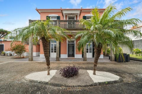 Property building, Spring, Garden
