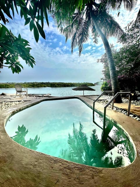 Lake view, River view, Swimming pool