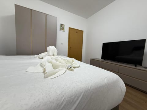 TV and multimedia, Bedroom