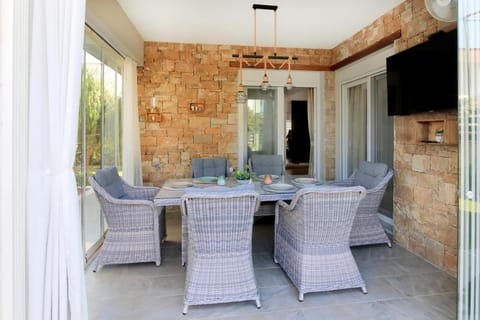 Kalina house House in Nikiti