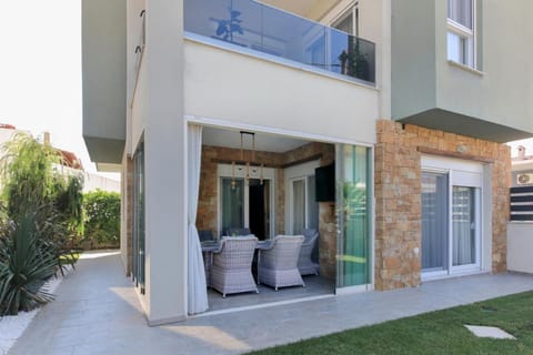 Kalina house House in Nikiti