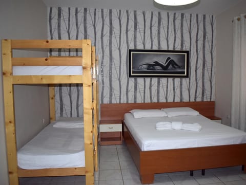 bunk bed