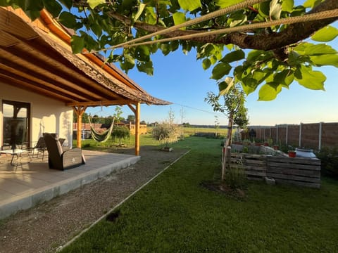 Garden, Garden view