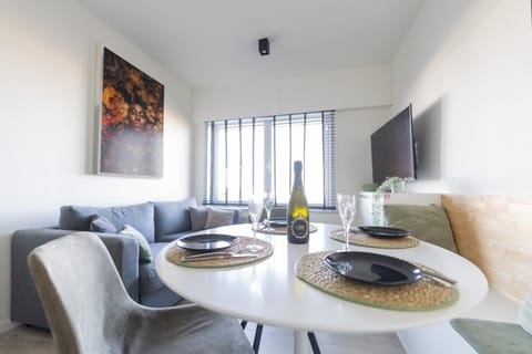 Bed, TV and multimedia, Living room, kitchen