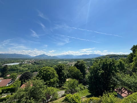L'Horizon I Parking - Vue exceptionnelle - Wifi - Lit double - Nature Apartment in Canton of Geneva