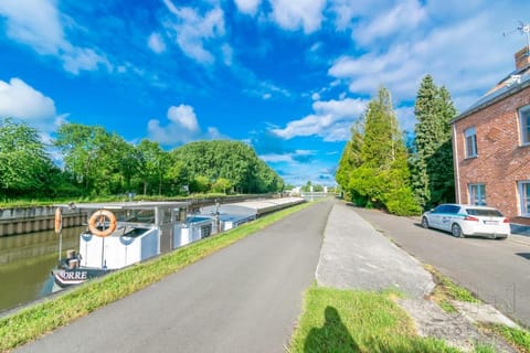 River view, Street view, Parking