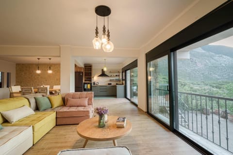 Natural landscape, View (from property/room), Living room, Seating area, Mountain view