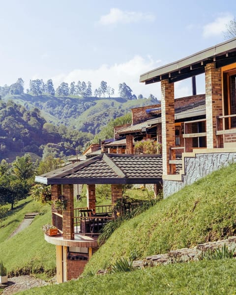 Property building, Patio, Day, Mountain view