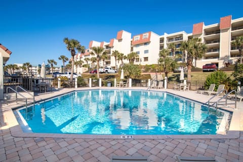 Windjammer 115 House in Crescent Beach