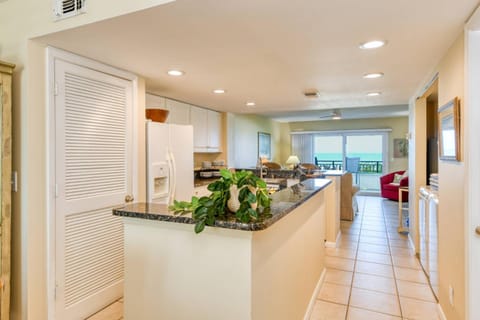 Windjammer 115 House in Crescent Beach