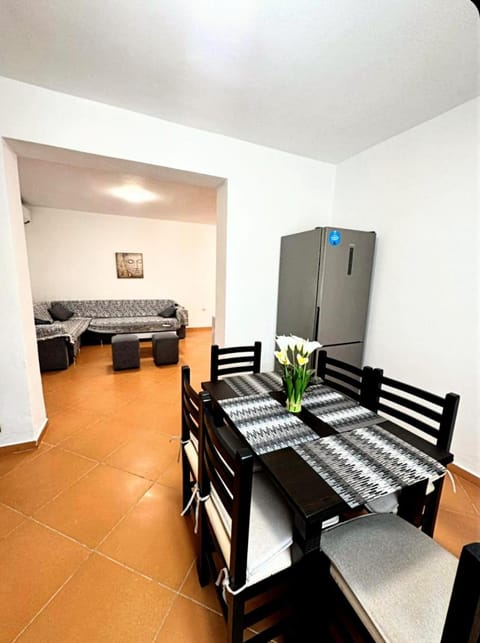 A&A Apartment's Country House in Vlorë