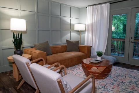 Idlewood Townhomes 3Beds Apt 3 Apartment in Knoxville