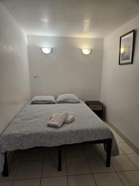 Appartement de la Pyramide Apartment in Alençon