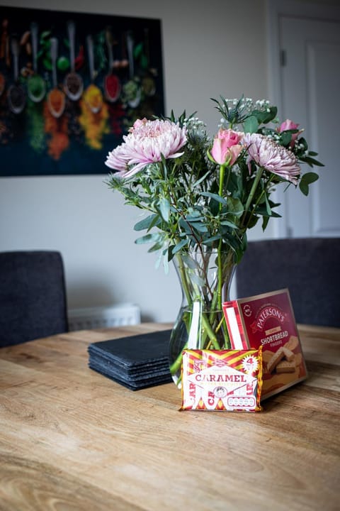 City and Loch Ness Blend House in Inverness