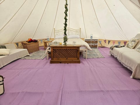 Bovey Heath Retreat Luxury tent in Bovey Tracey