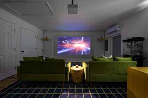 Slashin' Staycation Pool Putt Putt Kids Playground House in Seminole