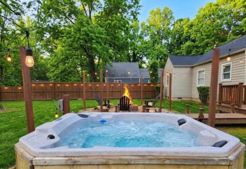 Creek Valley House that's cozy quiet and peaceful House in Alabama